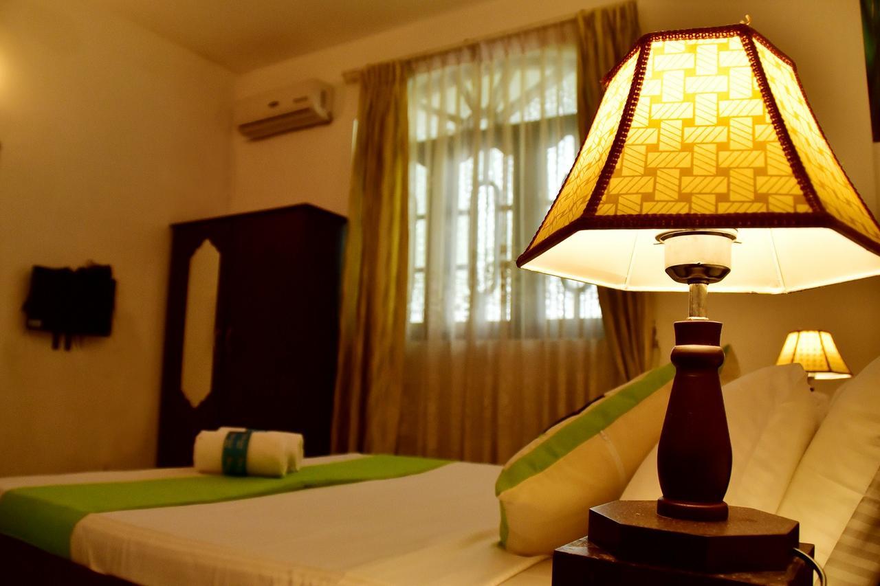 Sky Transit Hotel คาตุนายากา ภายนอก รูปภาพ
