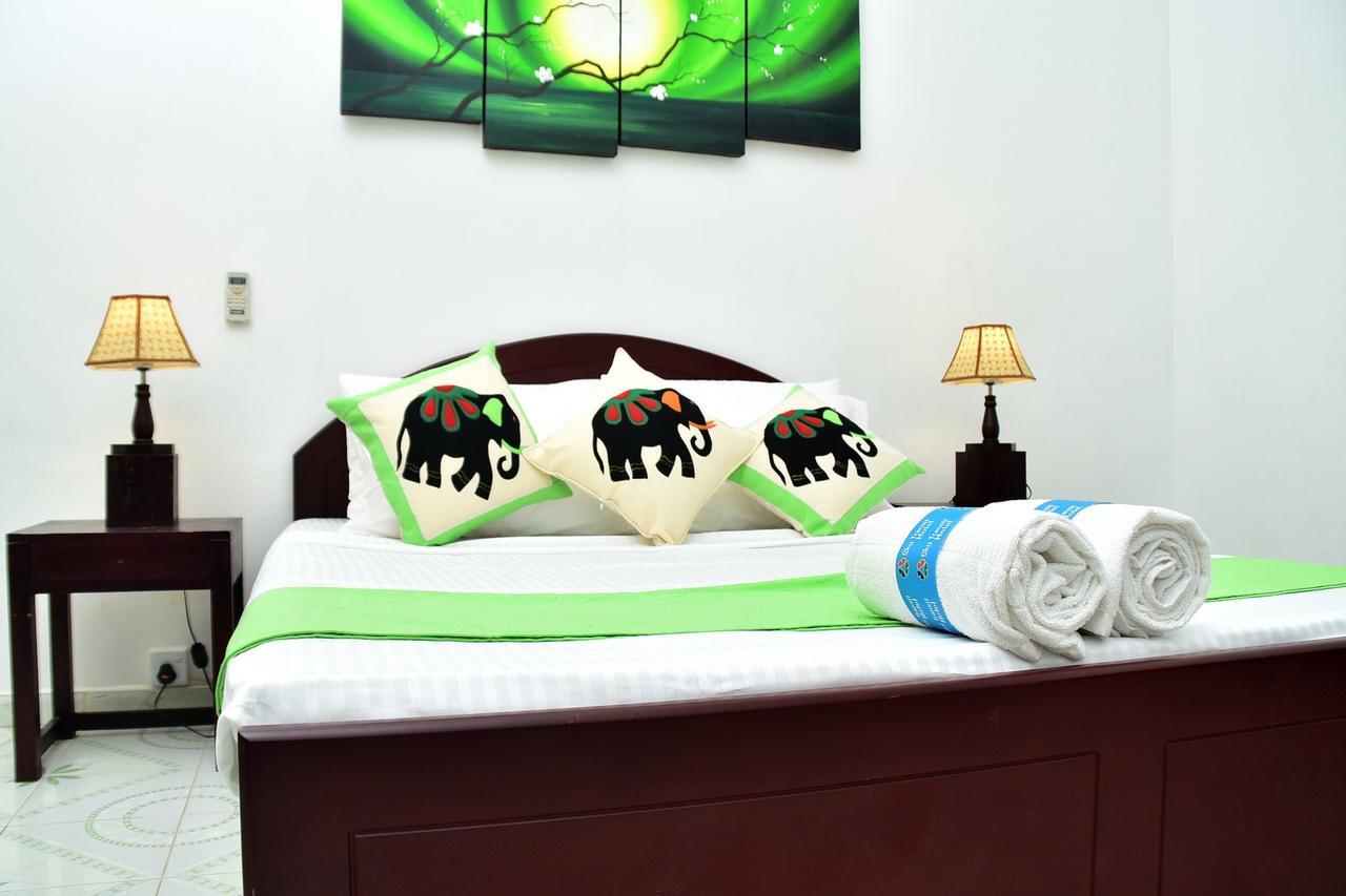 Sky Transit Hotel คาตุนายากา ภายนอก รูปภาพ